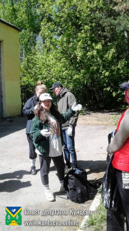 Сегодня прошел воскресник по уборке лесного массива в 7 квартале. 1