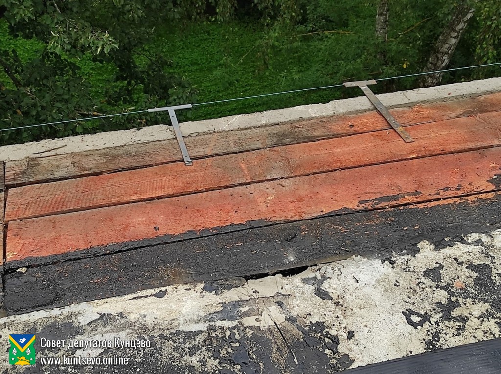 Провели проверку работ по капитальному ремонту на Новорублевской 13 6 Провели проверку работ по капитальному ремонту на Новорублевской 13 6