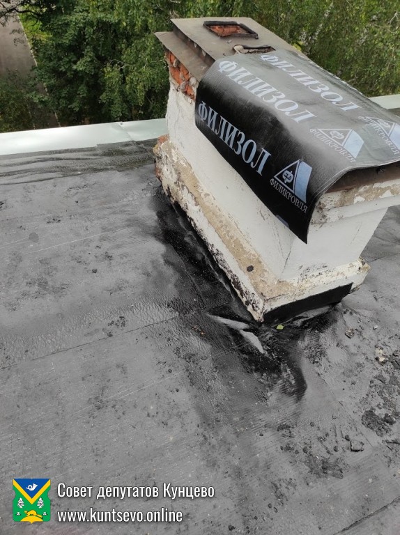 Провели проверку работ по капитальному ремонту на Новорублевской 13 7 Провели проверку работ по капитальному ремонту на Новорублевской 13 7